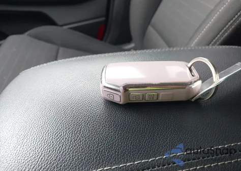 2022 Kia Sportage Lx z USA, uszkodzony, nr VIN KNDPMCAC5N7998030